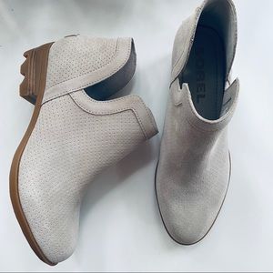 Sorel booties purchased and never worn.